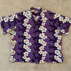 ❣️sold❣️Hilo Hattie 5X | Hawaiian Shirt, Rich Purple floral Lei Motif